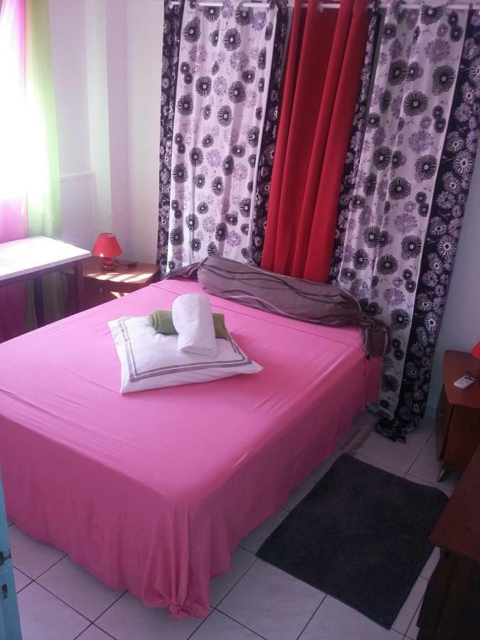 Mapi Des Iles - Chambre Chez L'Habitant Le Gosier  Εξωτερικό φωτογραφία